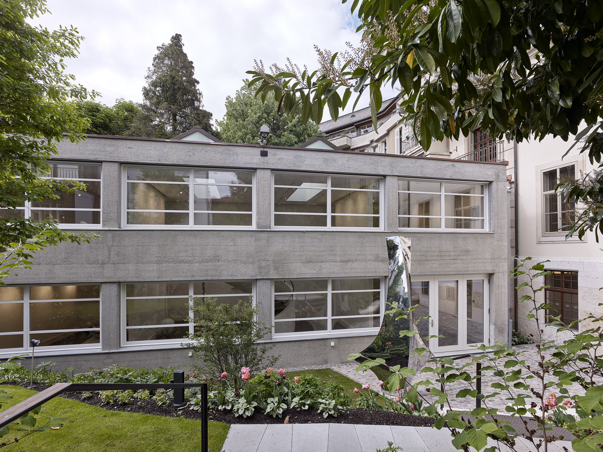 E19702 Alpa 088205p SCREEN